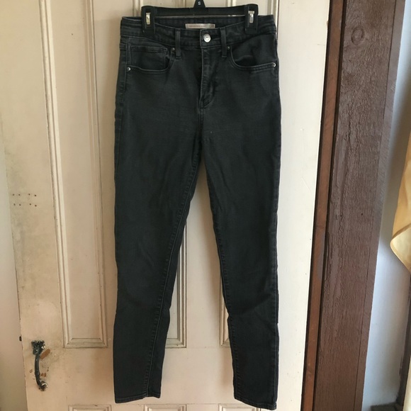 Levi Strauss Faded Black Skinny Jeans - Picture 1 of 4